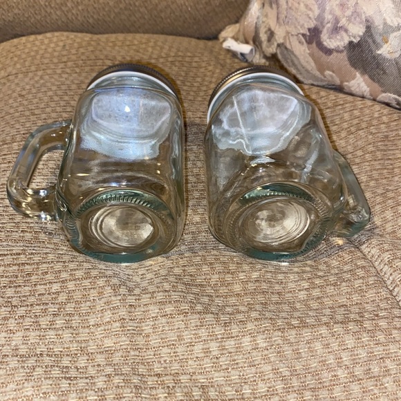 🤍🩶🤍NWOT Set of Two Small Mason Jars with handles & lids - Picture 6 of 11